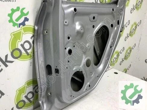 Seat Arona Sağ Arka Kapı 6F9833052 çıkma parça