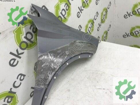 Seat Arona Sağ Ön Çamurluk 6F9821106 çıkma parça