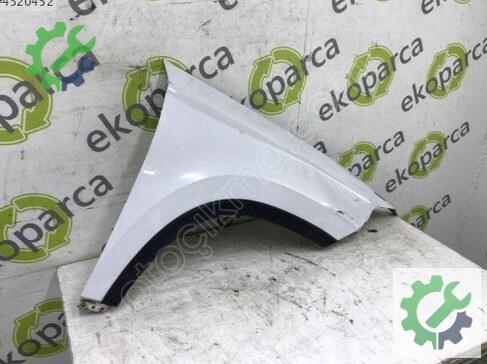 Seat Ateca Sağ Ön Çamurluk 575821106 çıkma parça