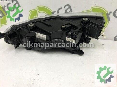 Seat Ibiza Sağ Ön Far 6F1941008A çıkma parça