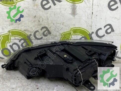 Seat Leon Sağ Ön Far 5F1941008E çıkma parça