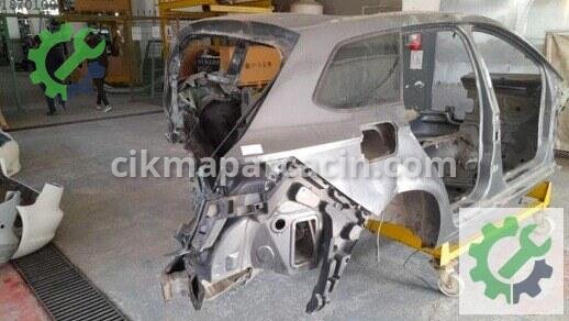Seat Leon Sağ Arka Çamurluk 5F9809606 çıkma parça