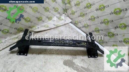 Seat Leon Ön Tampon Demiri çıkma parça