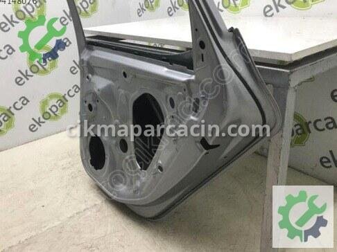 Seat Leon Sağ Arka Kapı 5FA833052 çıkma parça