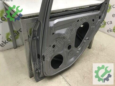 Seat Leon Sağ Arka Kapı 5FA833052 çıkma parça