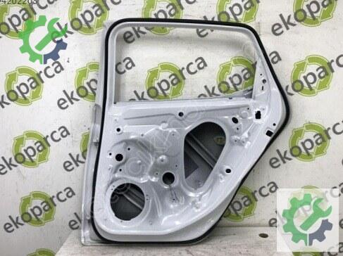 Seat Leon Sağ Arka Kapı 5FA833052 çıkma parça