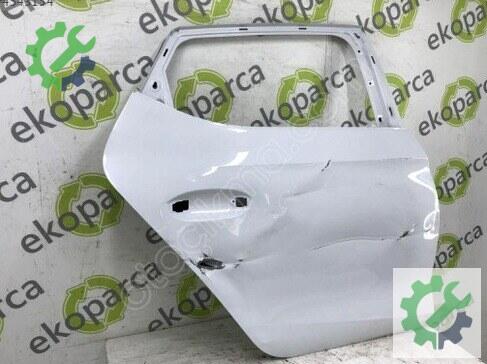 Seat Leon Sağ Arka Kapı 5FA833052 çıkma parça