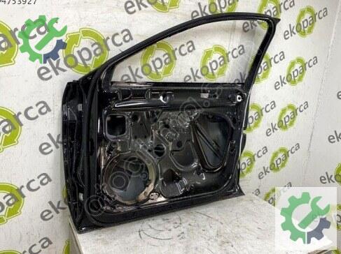 Seat Leon Sağ Ön Kapı 5FA831052 çıkma parça