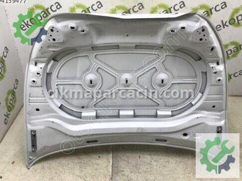 Seat Leon Kaput 5FA823031A çıkma parça