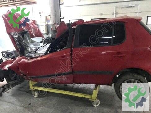 Skoda Fabia Sağ Ön Kapı 5J6831056 çıkma parça