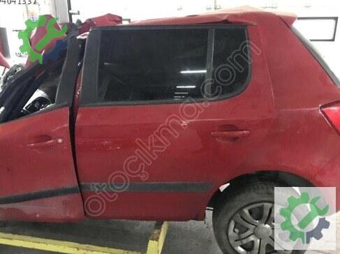 Skoda Fabia Sağ Ön Kapı 5J6831056 çıkma parça