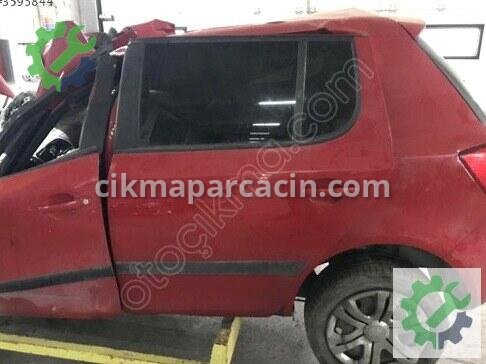 Skoda Fabia Sol Arka Çamurluk 5J6809605 çıkma parça