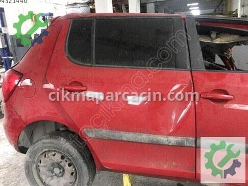 Skoda Fabia Sol Arka Kapı 5J6833055 çıkma parça