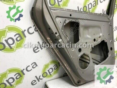 Skoda Fabia Sol Arka Kapı 5J9833051 çıkma parça