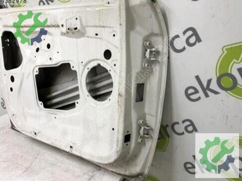 Skoda Fabia Sol Ön Kapı 5J6831051 çıkma parça