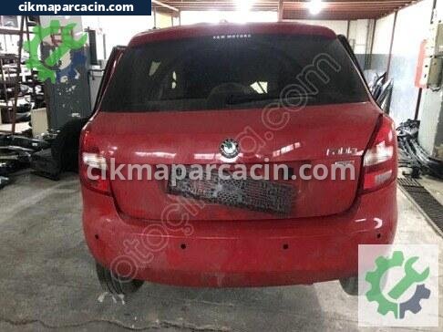Skoda Fabia Sol Arka Stop çıkma parça