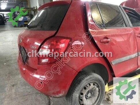 Skoda Fabia Sol Arka Stop 5J6945111 çıkma parça