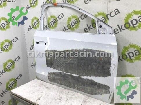 Skoda Fabia Sağ Ön Kapı 6VA831052 çıkma parça