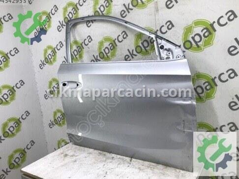 Skoda Fabia Sağ Ön Kapı 6VA831052 çıkma parça
