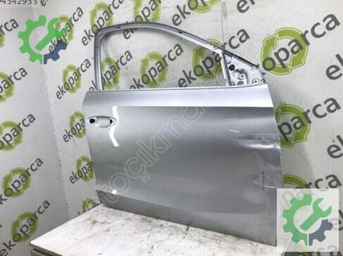 Skoda Fabia Sağ Ön Kapı 6VA831052 çıkma parça
