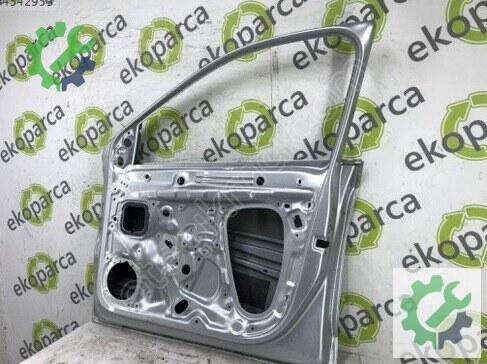 Skoda Fabia Sağ Ön Kapı 6VA831052 çıkma parça