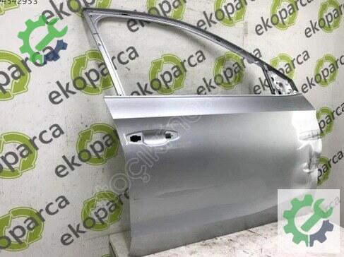 Skoda Fabia Sağ Ön Kapı 6VA831052 çıkma parça