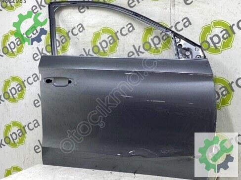 Skoda Fabia Sağ Ön Kapı 6VA831052 çıkma parça