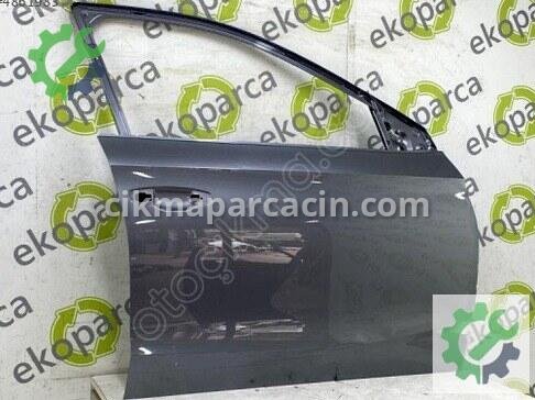 Skoda Fabia Sağ Ön Kapı 6VA831052 çıkma parça