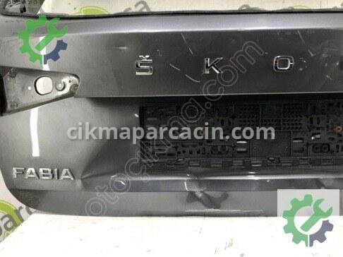 Skoda Fabia Bagaj Kapağı 6VE827023 çıkma parça