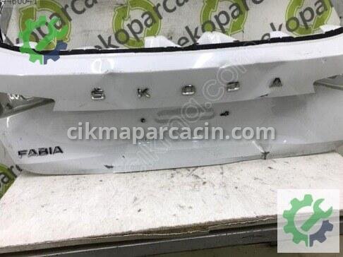 Skoda Fabia Bagaj Kapağı 6VE827023 çıkma parça