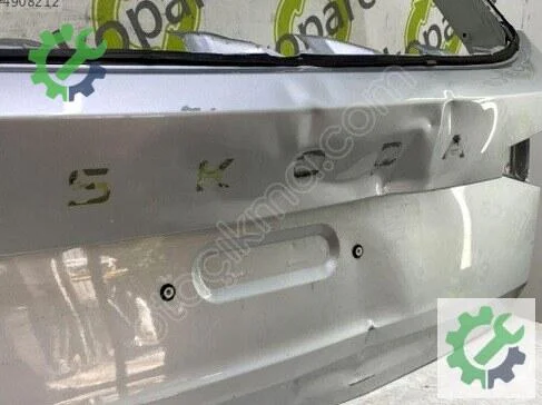 Skoda Octavia Bagaj Kapağı 6VE827023 çıkma parça