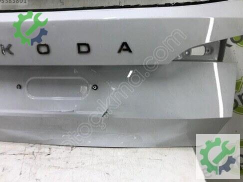 Skoda Kamiq Bagaj Kapağı 658827023 çıkma parça