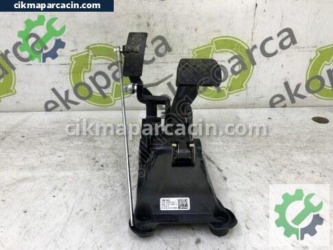 Skoda Kamiq Pedal çıkma parça