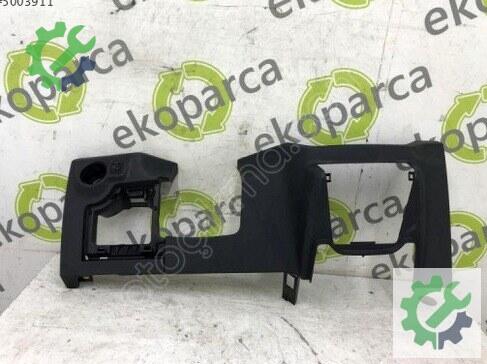 Skoda Kamiq Torpido çıkma parça