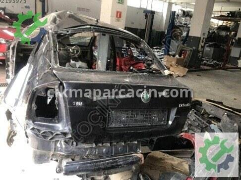 Skoda Octavia Bagaj Kapağı 1Z5827025 çıkma parça