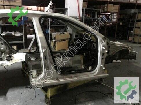 Skoda Octavia Sağ Ön Marşpiyel Sacı 5E0810126A çıkma parça