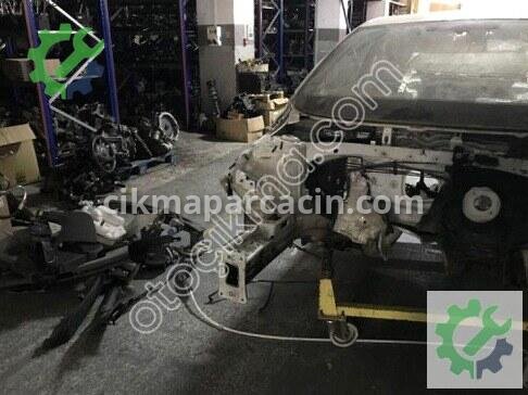 Skoda Octavia Sağ Ön Marşpiyel Sacı 5E0810126A çıkma parça