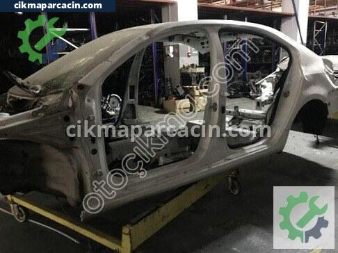 Skoda Octavia Sol Marşpiyel Sacı çıkma parça