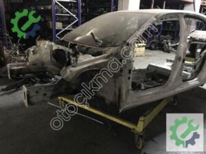 SKODA OCTAVİA 2013 2019 SOL ÖN ÇEYREK 5E0810125A