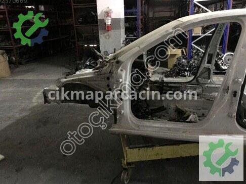 Skoda Octavia Sol Konsol 5E0810125A çıkma parça