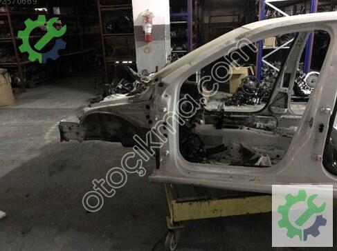Skoda Octavia Sol Konsol 5E0810125A çıkma parça