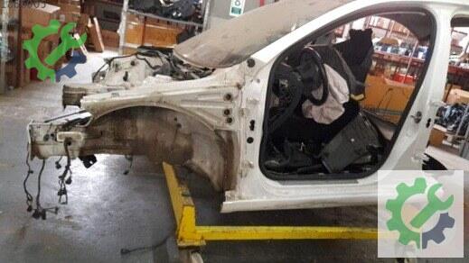 Skoda Octavia Sol Ön Marşpiyel Sacı çıkma parça