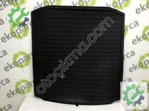 SKODA OCTAVİA 2013 2020 BAĞAJ BÖLMESİ TABAN KAPLAMASI 5E5862559