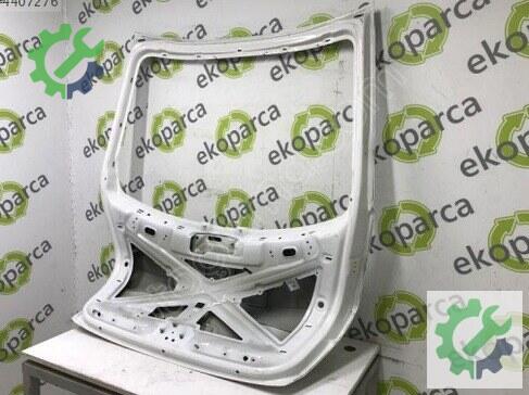 Skoda Octavia Bagaj Kapağı 5E5827023B çıkma parça