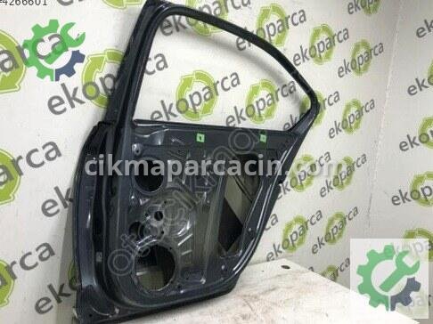 Skoda Octavia Sağ Arka Kapı 5E5833052 çıkma parça
