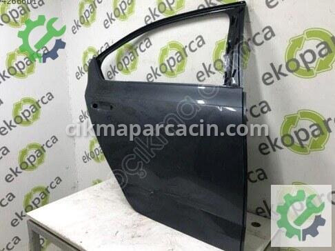 Skoda Octavia Sağ Arka Kapı 5E5833052 çıkma parça