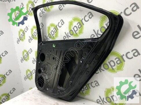 Skoda Octavia Sağ Arka Kapı 5E5833052 çıkma parça