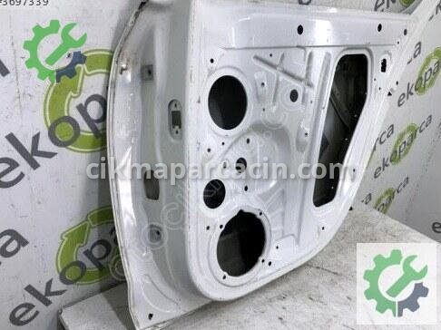 Skoda Octavia Sağ Arka Kapı 5E5833052 çıkma parça