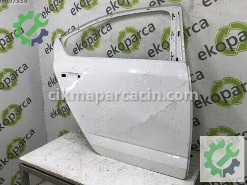 Skoda Octavia Sağ Arka Kapı 5E5833052 çıkma parça