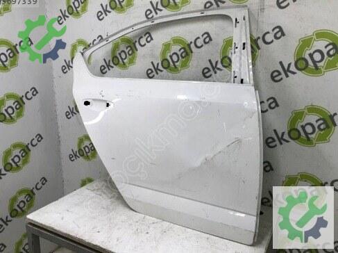 Skoda Octavia Sağ Arka Kapı 5E5833052 çıkma parça